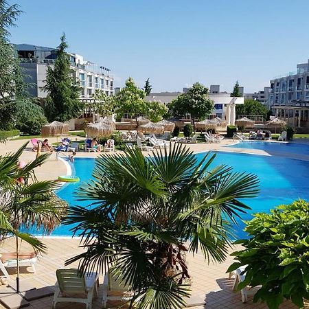 Apartment With Green Terrace Burgas City Exterior foto