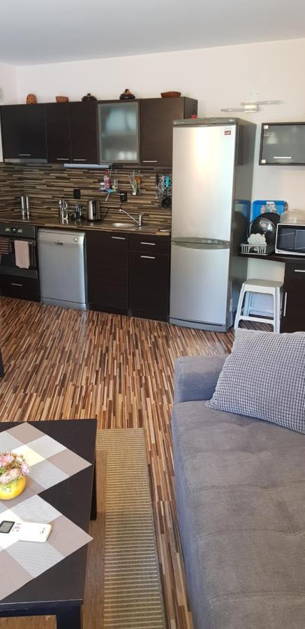 Apartment With Green Terrace Burgas City Exterior foto