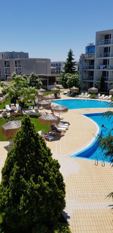 Apartment With Green Terrace Burgas City Exterior foto