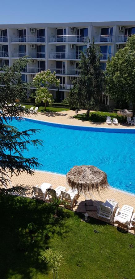 Apartment With Green Terrace Burgas City Exterior foto