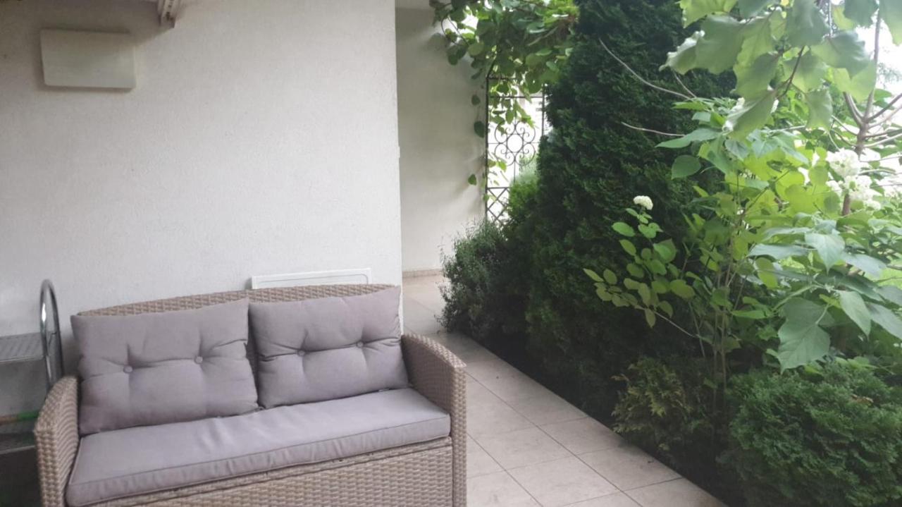 Apartment With Green Terrace Burgas City Exterior foto