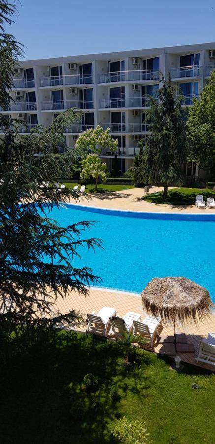 Apartment With Green Terrace Burgas City Exterior foto
