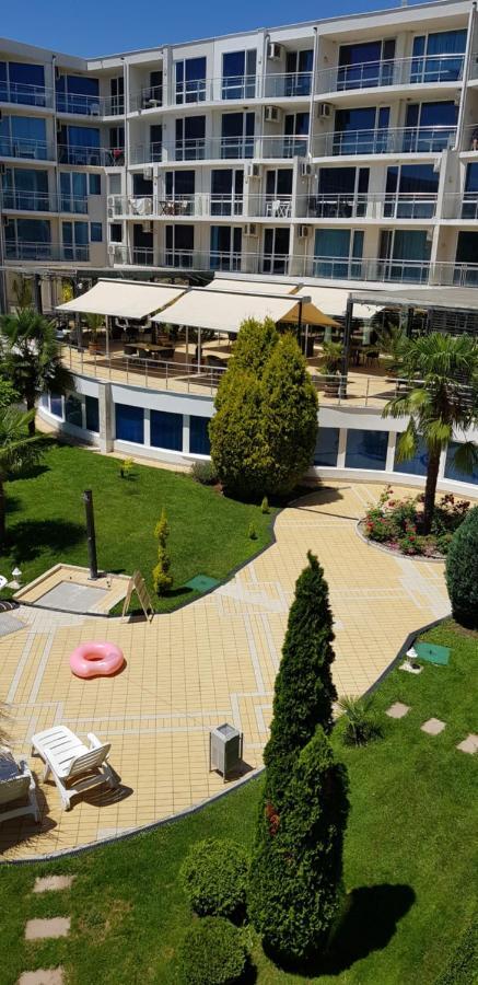 Apartment With Green Terrace Burgas City Exterior foto