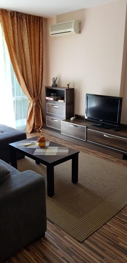 Apartment With Green Terrace Burgas City Exterior foto